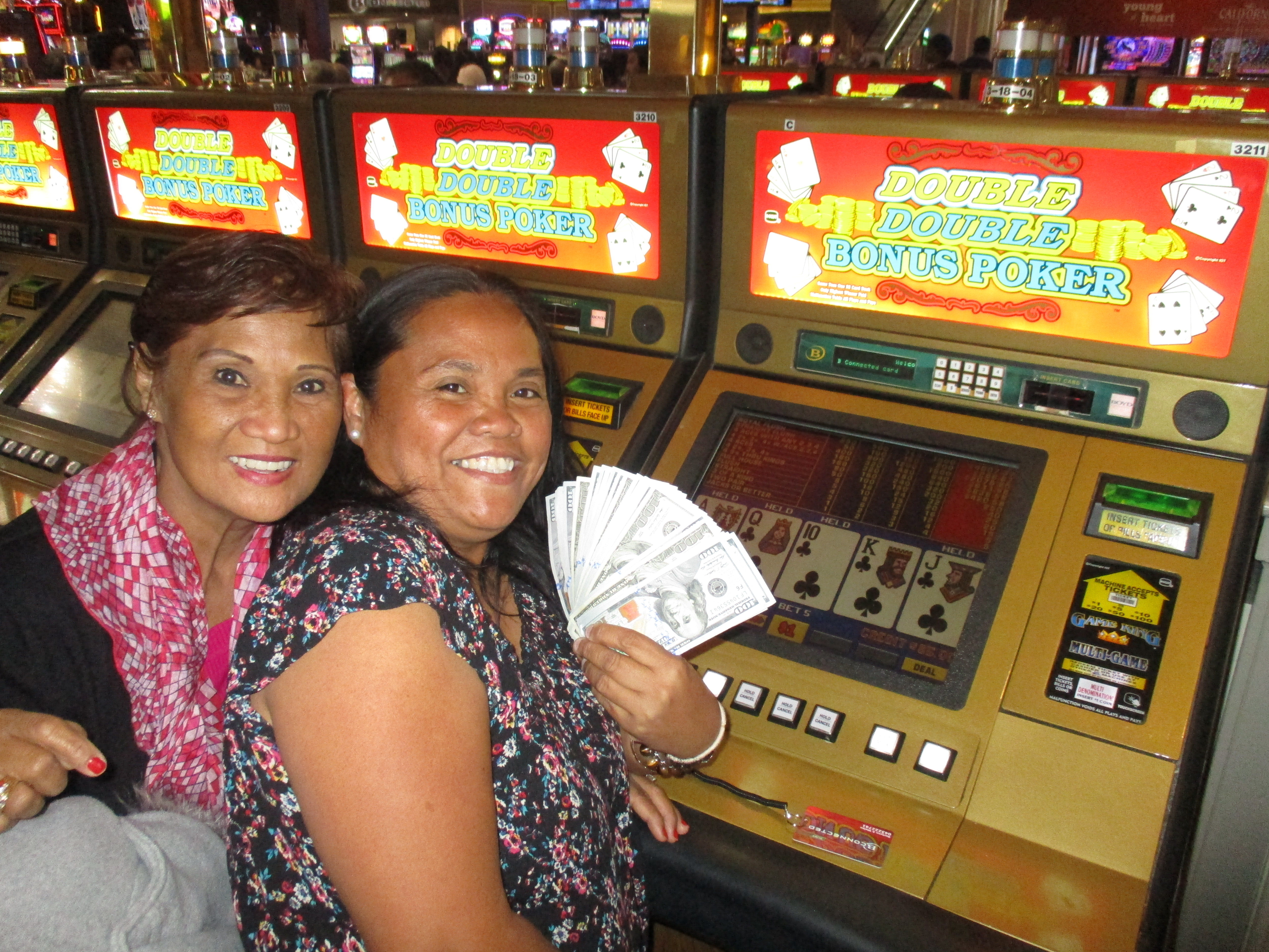 BIG WINS and JACKPOTS on casino slot machines throughout the United States! Las Vegas, NV - Biloxi, MS - Atlantic City, NJ - Hollywood, FL - Columbus, OH.